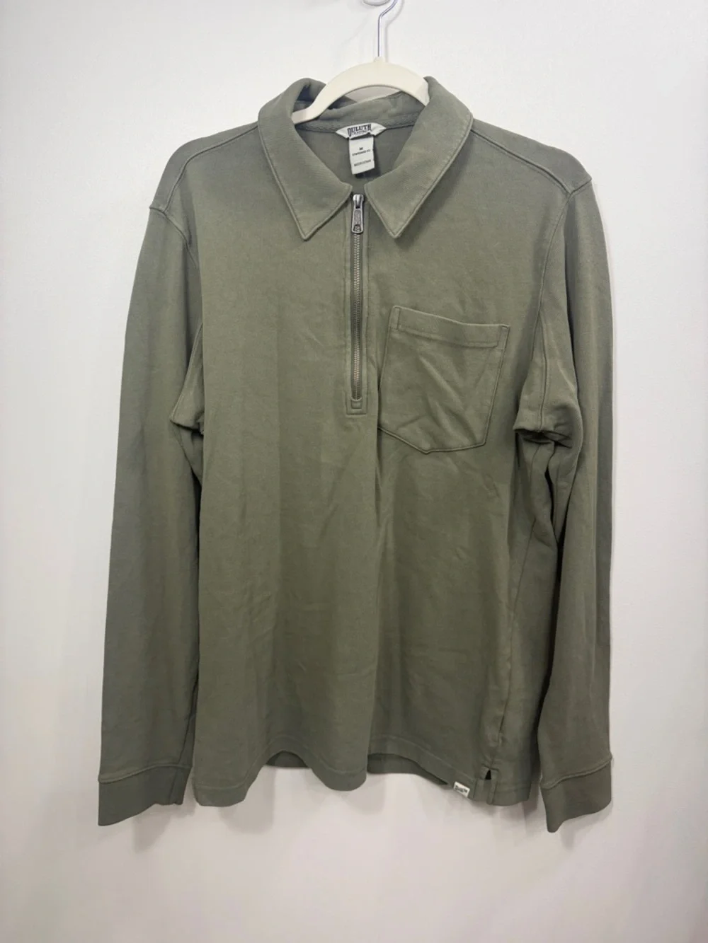 Duluth Trading Company Men’s Rugby knit 1/2 zip pull over size medium. NWT.Green